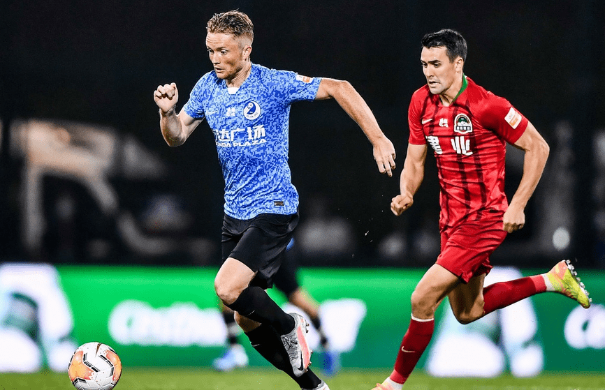 米乐体育在线观看-广州富力主场失利，遭遇河南建业逆转的简单介绍