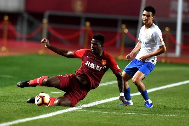 米乐体育在线观看-包含战术调整：鲁能传控打法成功，国安如何破解？的词条