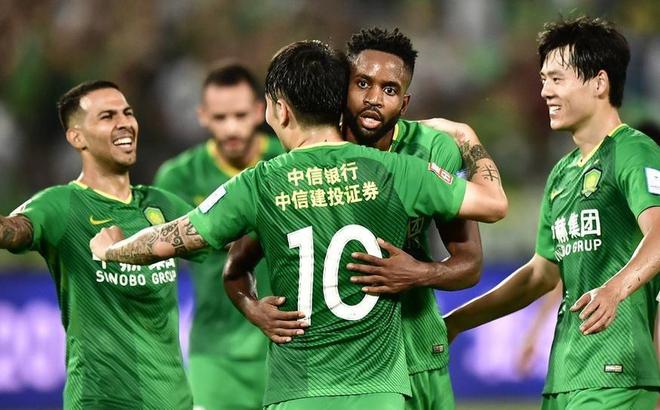 米乐体育官网-重庆斯威外援发挥出色，为球队加分